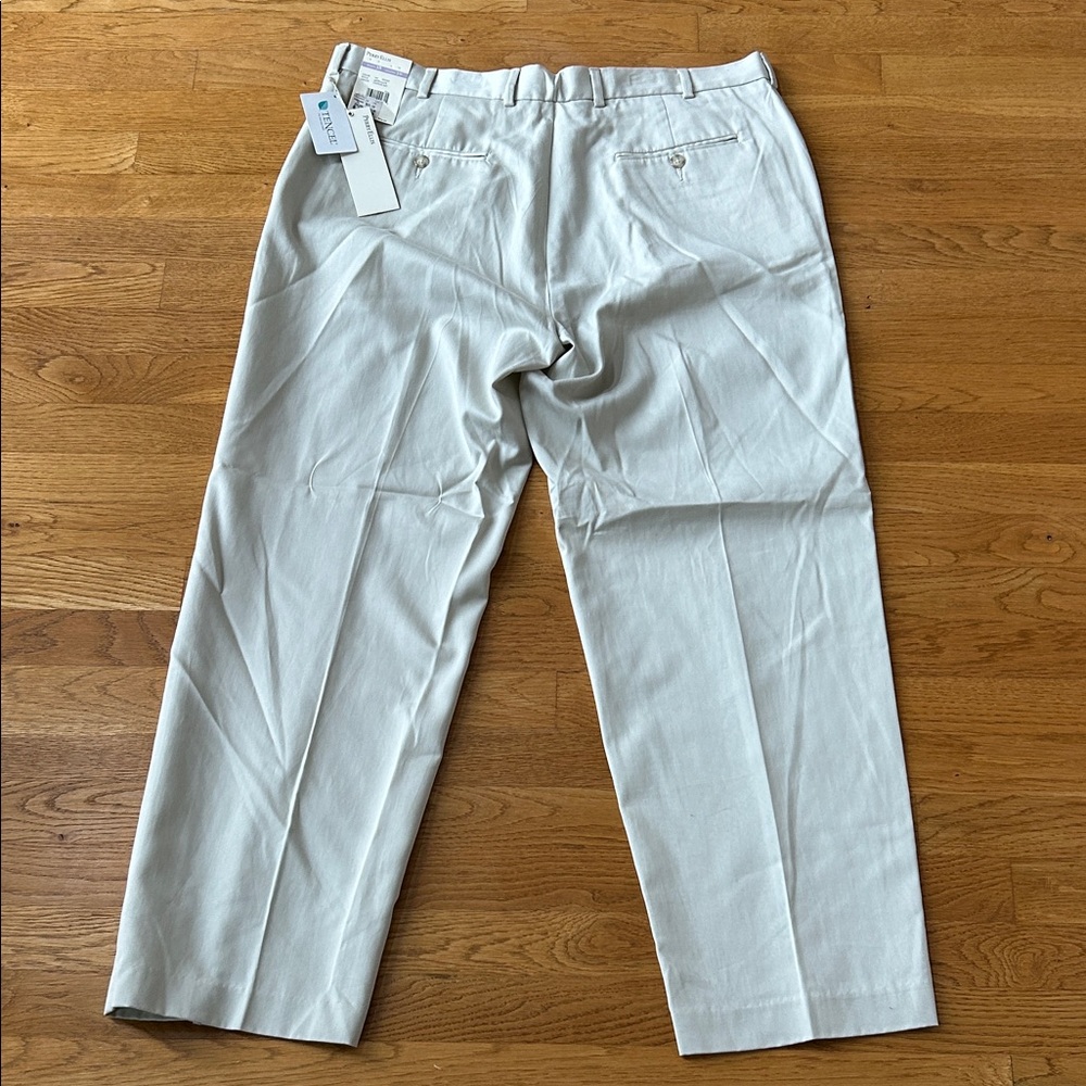NWT NEW Perry Ellis Men's Light Khaki Chinos Lightweight Straight Leg 38x30